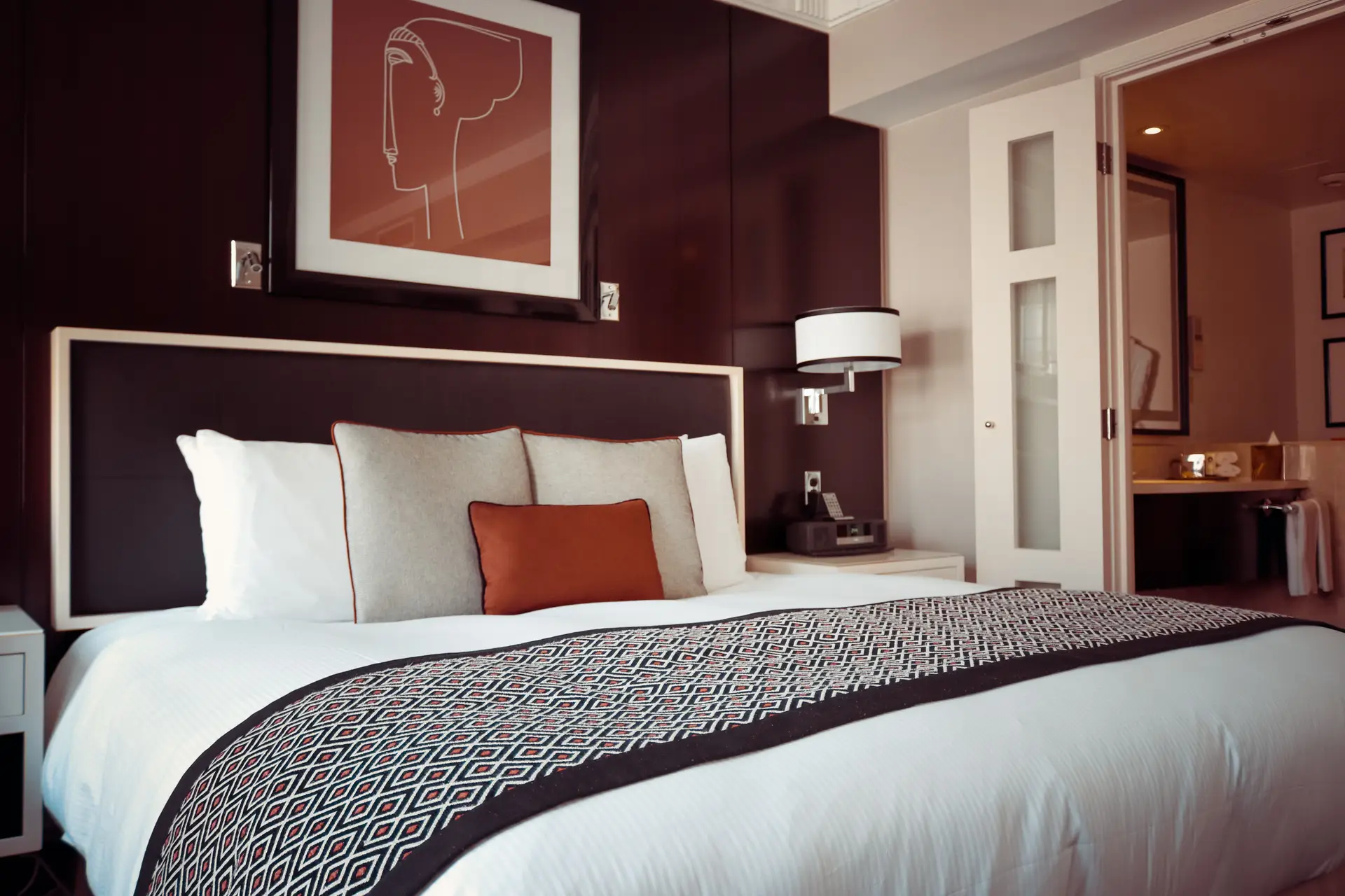 Deluxe King Room