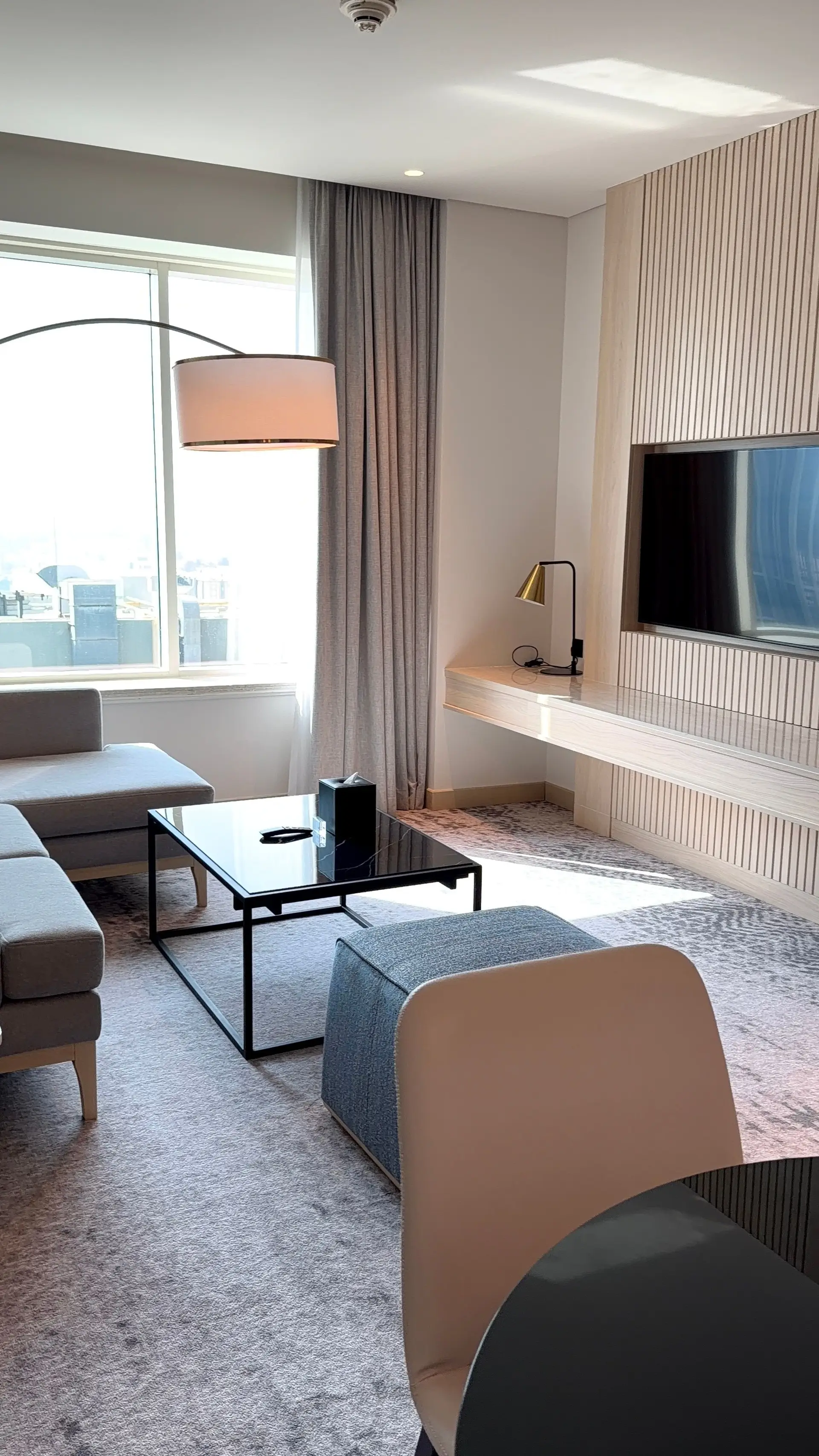 Luxury guest room at LaviraHotelSuites in Ottawa