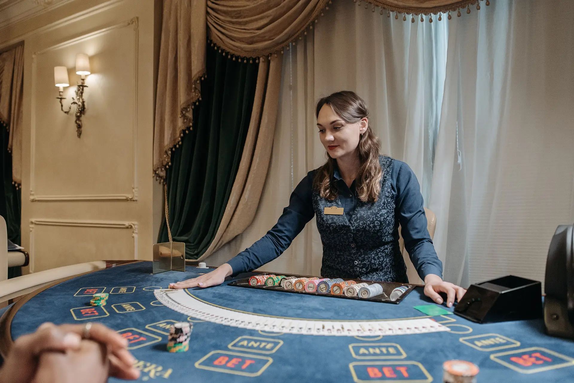 Baccarat gaming